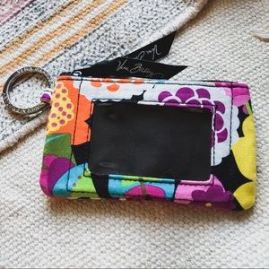 NWOT ✨ Vera Bradley ZIP Up ID Holder